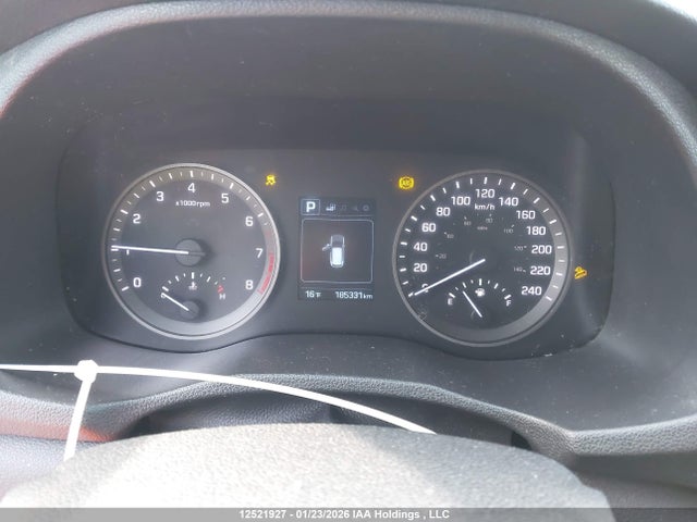 KM8J33A45GU185918 Hyundai Tucson Premium
