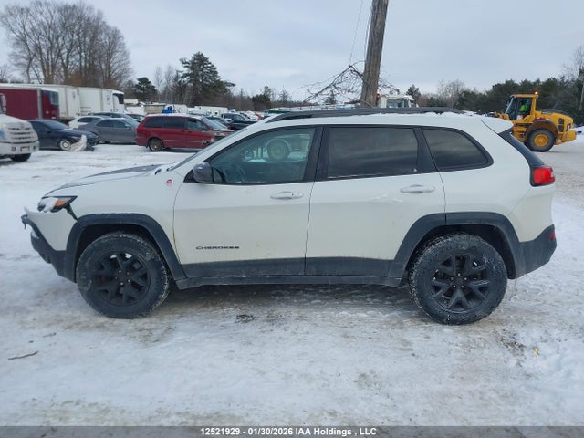 1C4PJMBS7FW556667 Jeep Cherokee Trailhawk