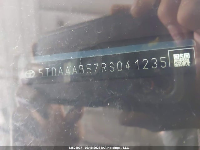 Продажа на аукционе авто 2024 Toyota Grand Highlander Limited, vin: 5TDAAAB57RS041235, номер лота: 12521937