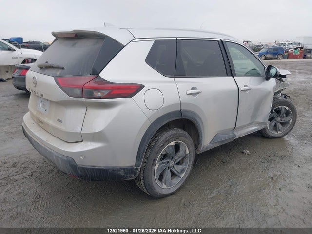 JN8BT3BB5SW157043 Nissan Rogue Sv/rc