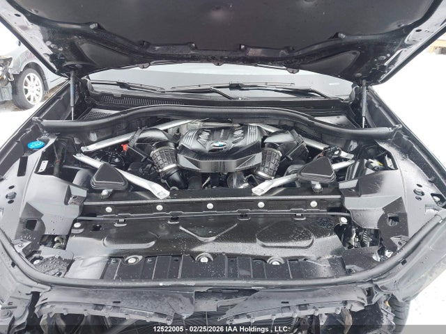 5UXJU4C06N9L15415 BMW X5 M50i