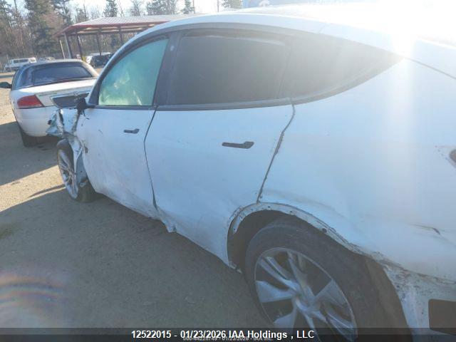 7SAYGDEE1NF544478 Tesla Model Y