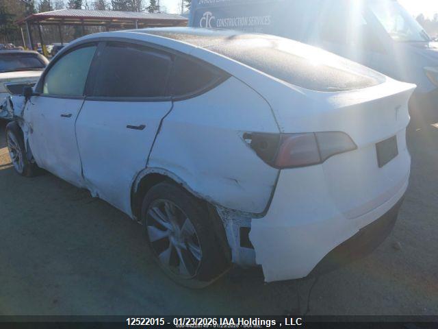 7SAYGDEE1NF544478 Tesla Model Y
