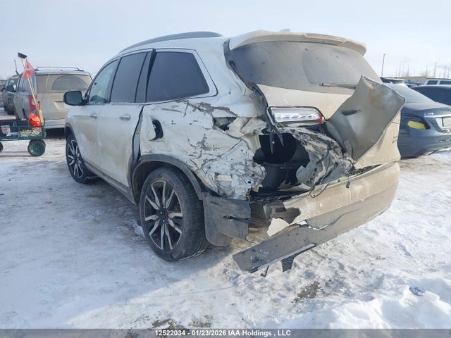 Honda Pilot Touring 7p 2022 5FNYF6H61NB502229 Image 3