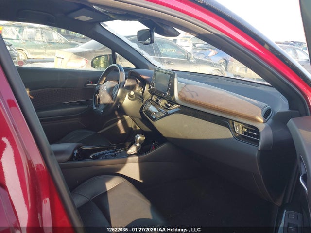 JTNKHMBXXK1037360 Toyota C-HR XLE