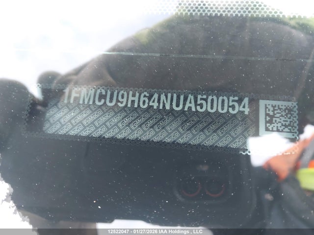 1FMCU9H64NUA50054 Ford ESCAPE SEL