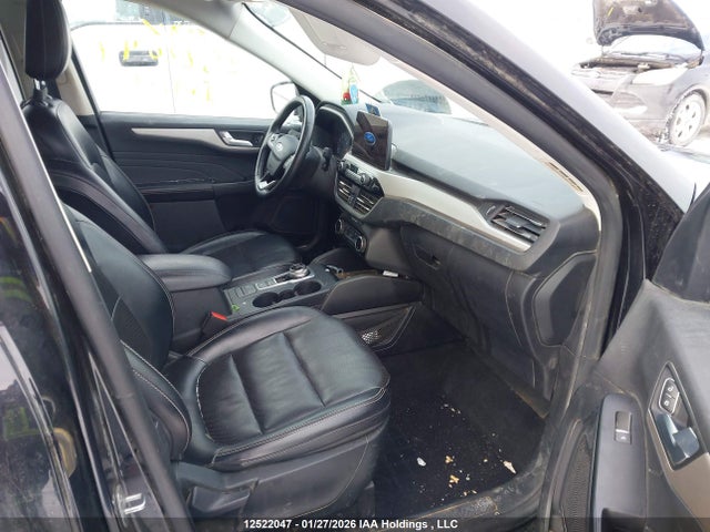 1FMCU9H64NUA50054 Ford ESCAPE SEL