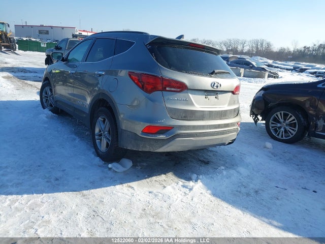 5NMZUDLBXJH060045 Hyundai Santa Fe Sport 2.4 Se