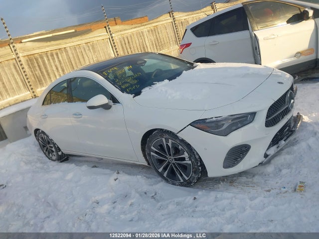 W1K5J4HB5SN528869 Mercedes-Benz CLA 250 4MATIC