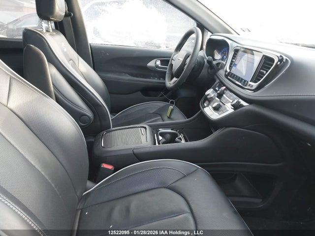 Chrysler Pacifica Limited 2025 2C4RC1GG2SR601538 Image 5