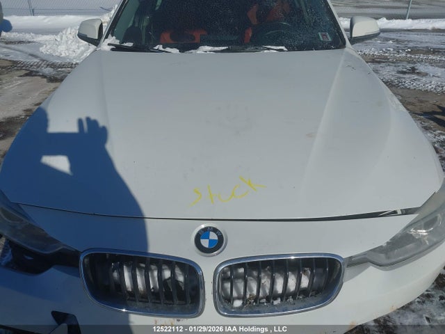 WBA3B3C55EJ981537 BMW 328i Xdrive