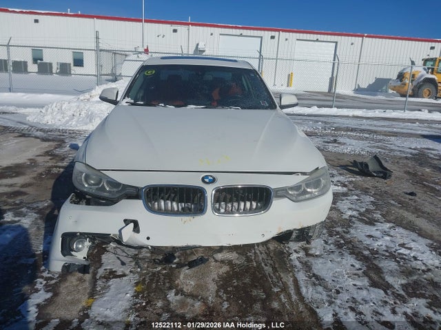 WBA3B3C55EJ981537 BMW 328i Xdrive