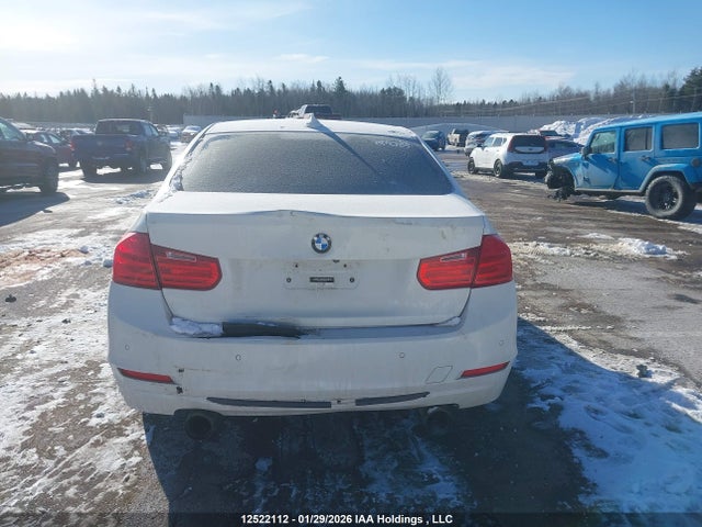 WBA3B3C55EJ981537 BMW 328i Xdrive