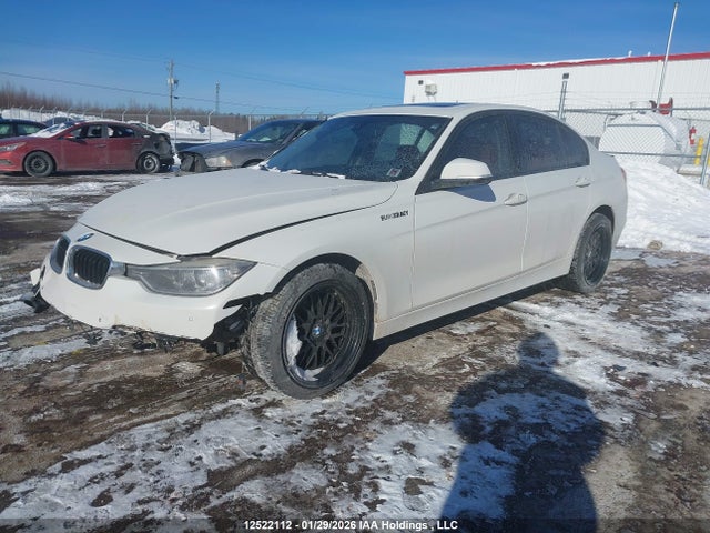 WBA3B3C55EJ981537 BMW 328i Xdrive