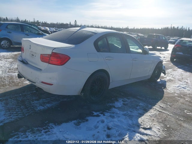 WBA3B3C55EJ981537 BMW 328i Xdrive