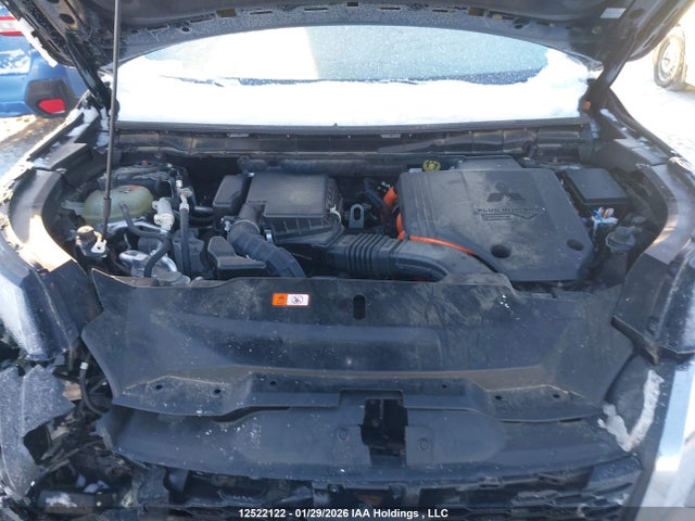 JA4T5VA98SZ602629 Mitsubishi Outlander Se