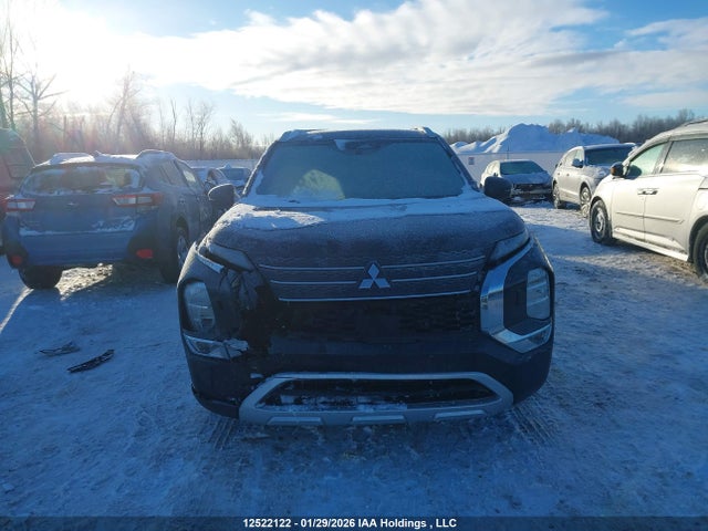 JA4T5VA98SZ602629 Mitsubishi Outlander Se