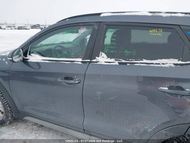 KM8J3CA43JU744387 Hyundai Tucson Se 2.0l