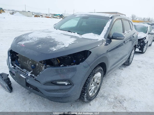 KM8J3CA43JU744387 Hyundai Tucson Se 2.0l
