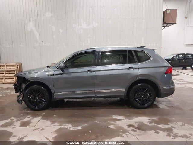 3VV4B7AXXPM096101 Volkswagen Tiguan Highline R-line