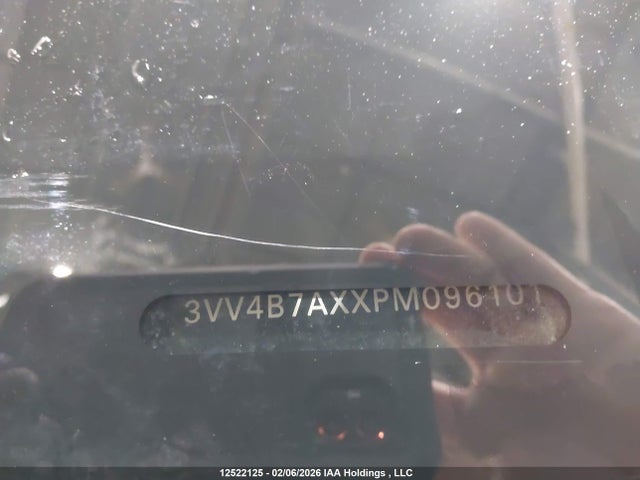 3VV4B7AXXPM096101 Volkswagen Tiguan Highline R-line