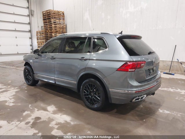 3VV4B7AXXPM096101 Volkswagen Tiguan Highline R-line