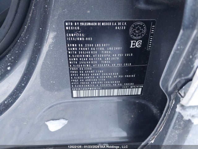 3VV4B7AXXPM096101 Volkswagen Tiguan Highline R-line