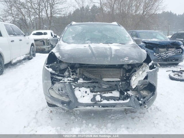1FMCU0G9XFUA54618 Ford ESCAPE SE
