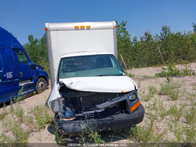1GD374CG0E1163012 GMC Savana Cutaway 3500