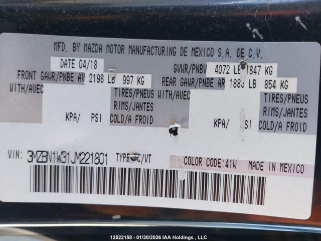 3MZBN1W31JM221801 Mazda MAZDA3