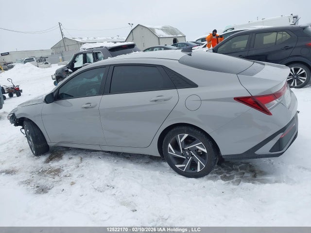 KMHLM4DGXSU966850 Hyundai Elantra Preferred W/tech Package