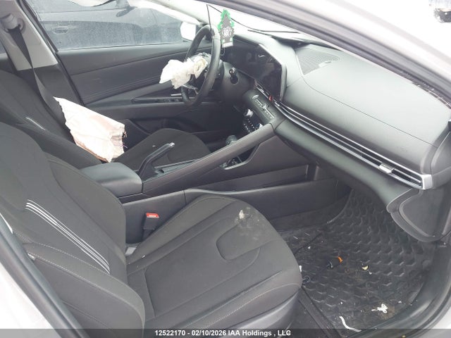 KMHLM4DGXSU966850 Hyundai Elantra Preferred W/tech Package