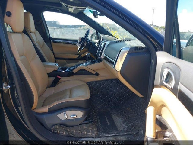 WP1AF2A24FLA36116 Porsche Cayenne Diesel