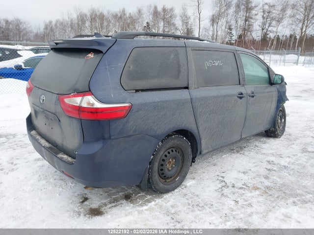 5TDKZ3DC6JS947837 Toyota Sienna Le 8-passenger
