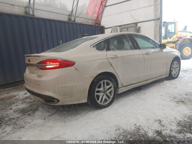 12522210 :رقم المزاد ، 3FA6P0D9XJR236533 vin ، 2018 Ford Fusion Titanium/platinum مزاد بيع