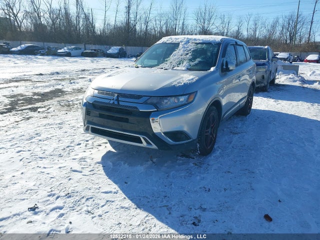 JA4AZ2A30KZ609502 Mitsubishi Outlander Es