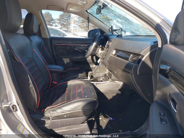 JA4AZ2A30KZ609502 Mitsubishi Outlander Es