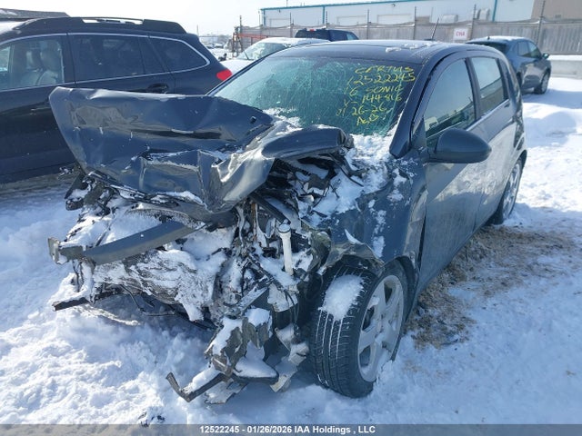1G1JC6SH1G4144816 Chevrolet SONIC LT