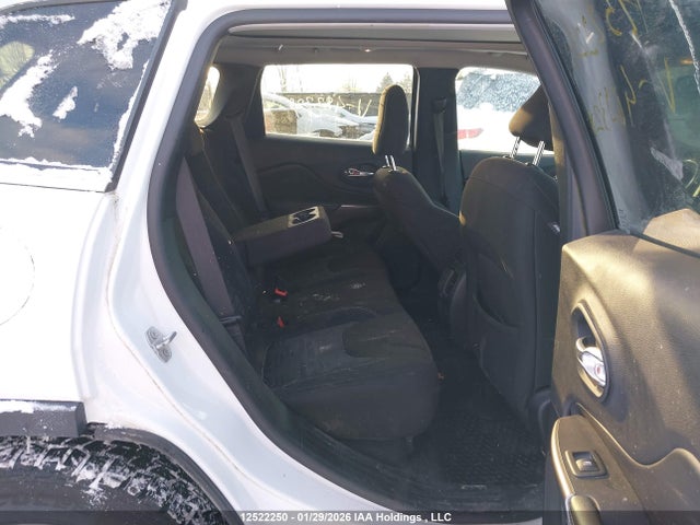 12522250 :رقم المزاد ، 1C4PJMCX3KD483328 vin ، 2019 Jeep Cherokee مزاد بيع