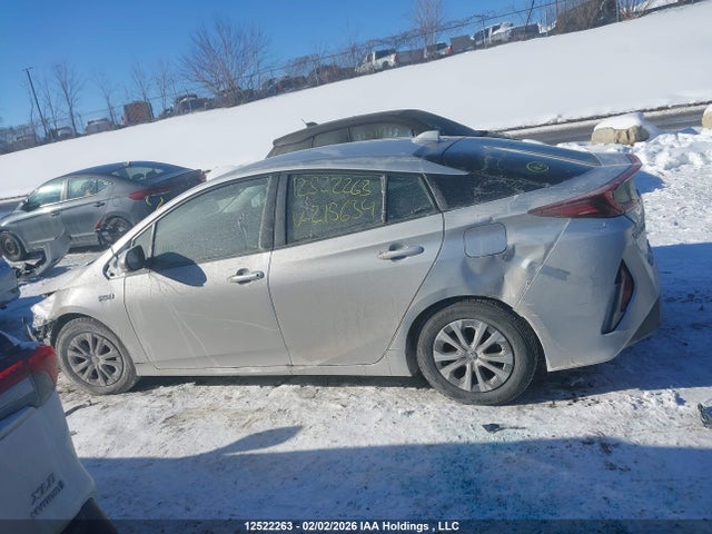 JTDKAMFP8N3215634 Toyota Prius Prime Le/xle/limited