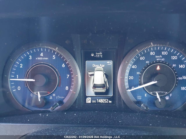 5TDDZ3DC8HS173593 Toyota Sienna Xle/limited