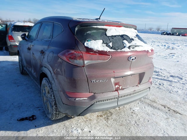 KM8J33A43GU178840 Hyundai Tucson Limited/sport And Eco/se