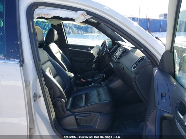 WVGJV7AX7FW065648 Volkswagen Tiguan Comfortline/highline/special Edition/trendline