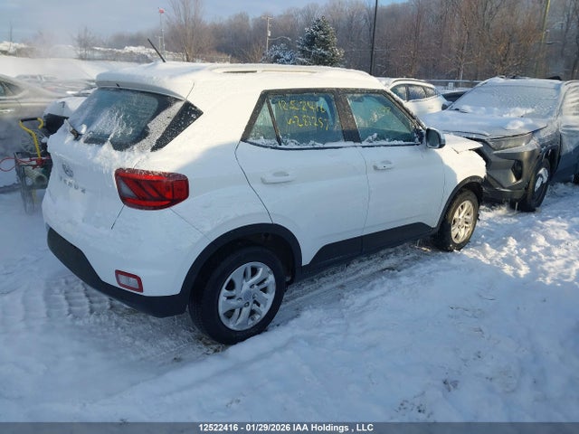 KMHRC8A33RU283257 Hyundai Venue