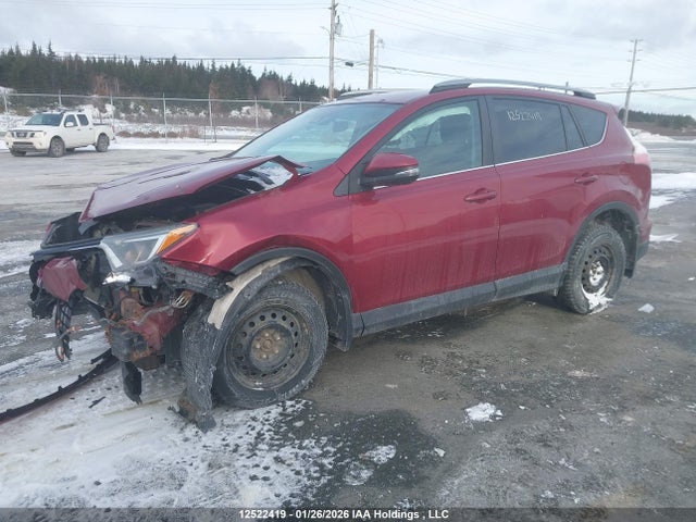 Toyota RAV4 LE 2018 2T3BFREV8JW757905 Image 2