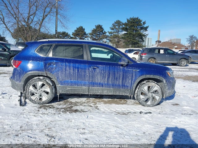 Volkswagen TAOS SE 2024 3VVUX7B23RM095766 Image 13