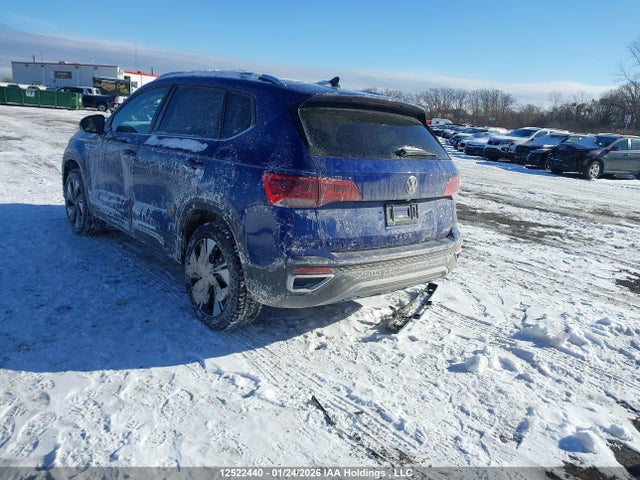 Volkswagen TAOS SE 2024 3VVUX7B23RM095766 Image 3