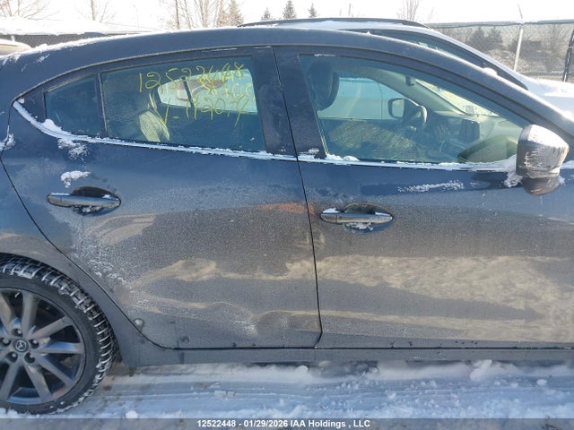 3MZBN1M3XJM192074 Mazda 3 Grand Touring