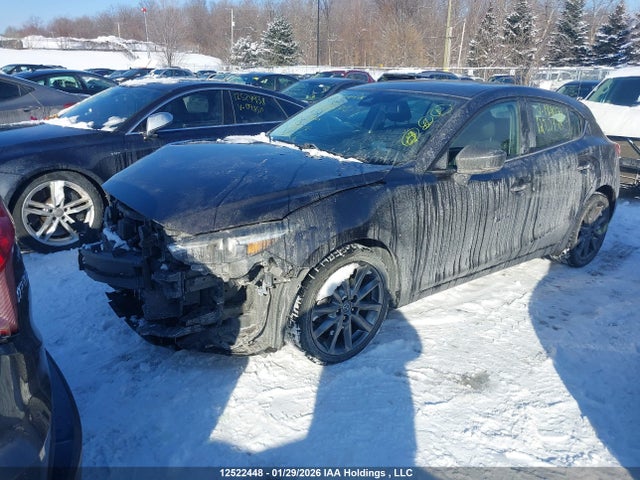 3MZBN1M3XJM192074 Mazda 3 Grand Touring