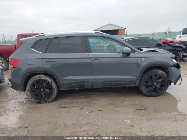 12522450 :رقم المزاد ، 3VVVX7B28RM045238 vin ، 2024 Volkswagen Taos Se مزاد بيع